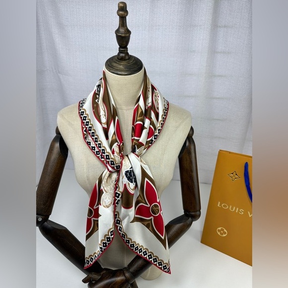Meet the Posher Accessories - Louis Vuitton Logo Pattern Scarf